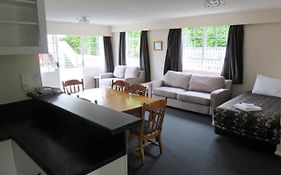 Admirals Motor Lodge